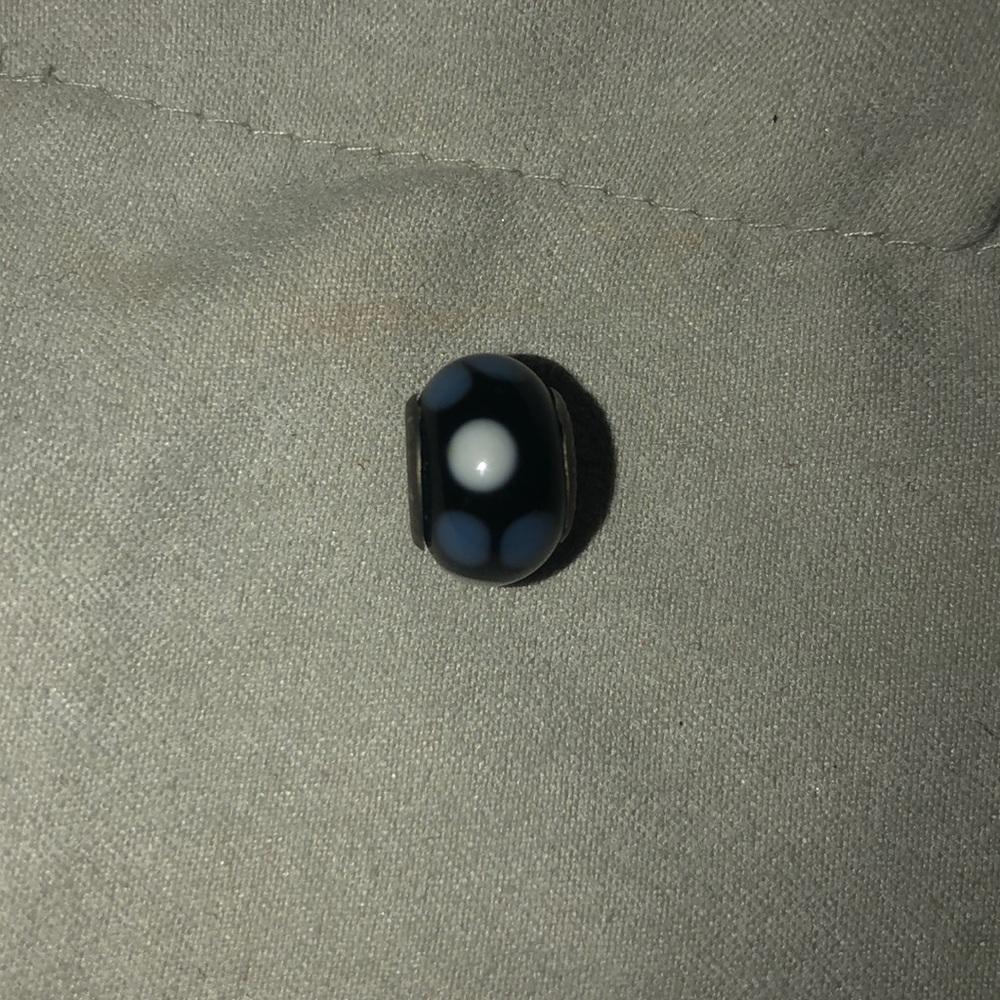 pandora bead